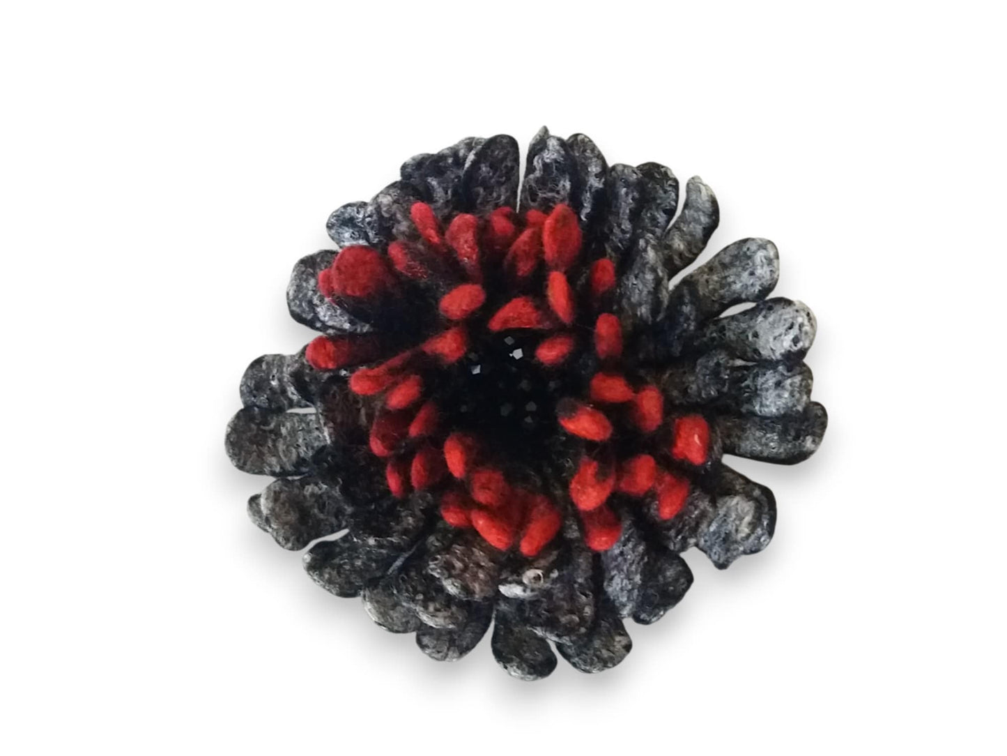 Chrysanthemum Brooch